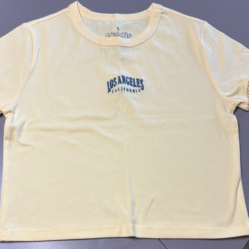 Los Angeles California  Yellow T-Shirt